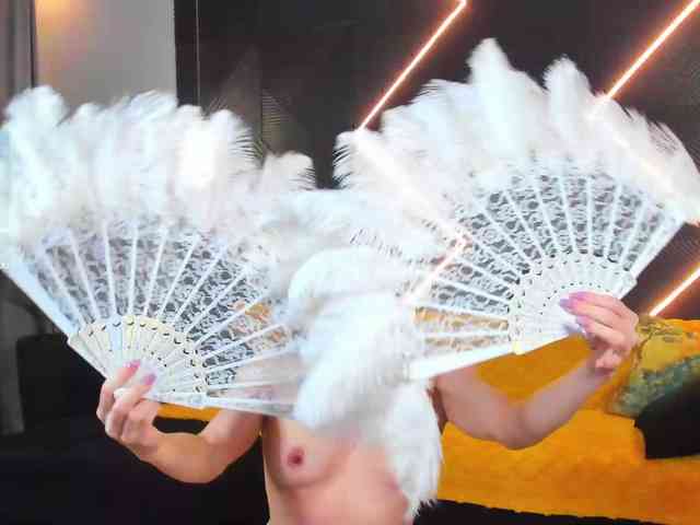 Shanita-moon webcam