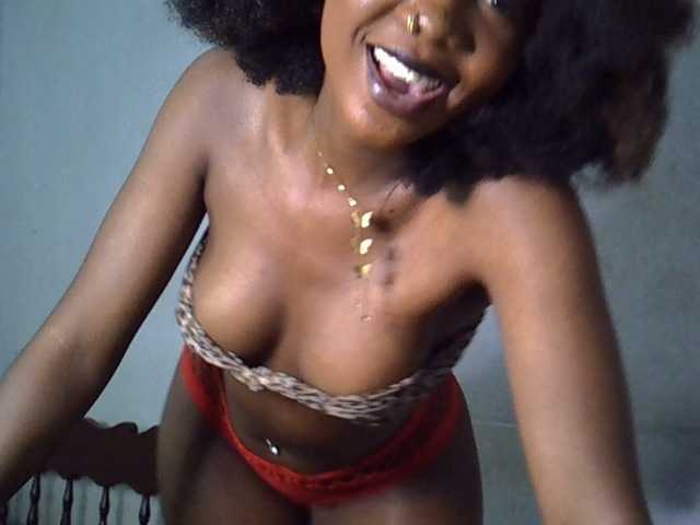 SpicyMackenzie1 webcam