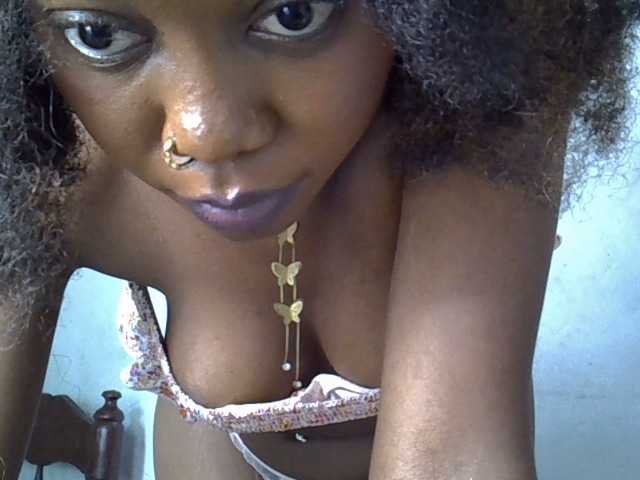 SpicyMackenzie1's BongaCams show and profile