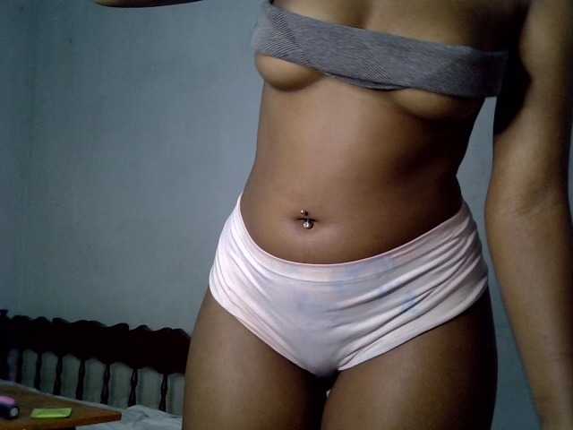 SpicyMackenzie1's BongaCams show and profile