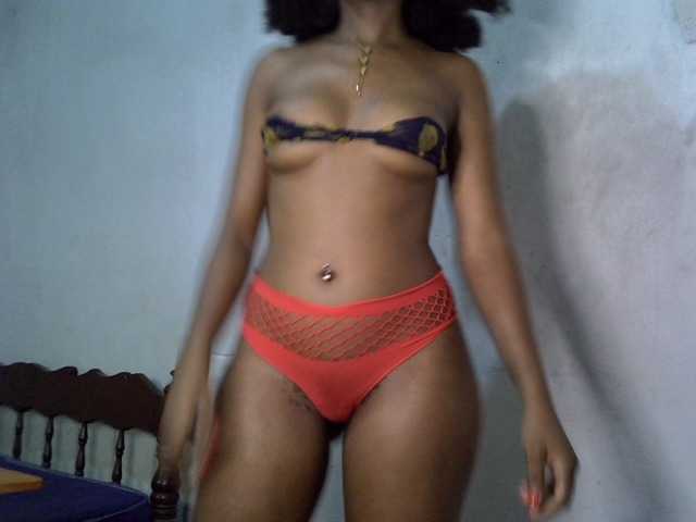 SpicyMackenzie1's BongaCams show and profile