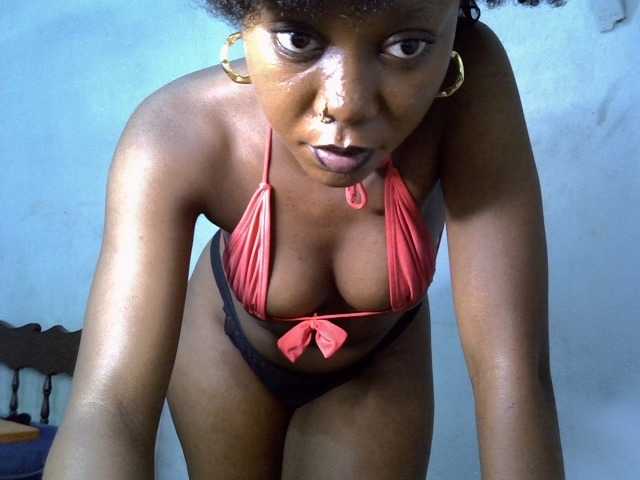 SpicyMackenzie1's BongaCams show and profile