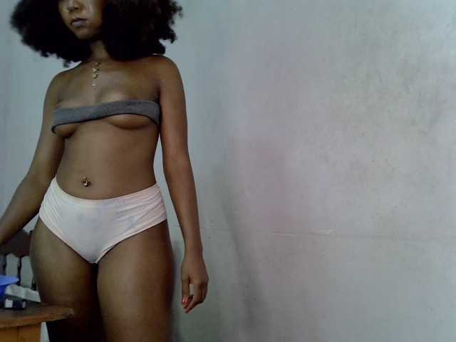 SpicyMackenzie1's BongaCams show and profile