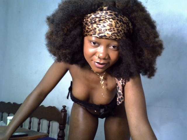 SpicyMackenzie1's BongaCams show and profile