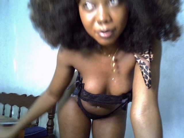 SpicyMackenzie1's BongaCams show and profile