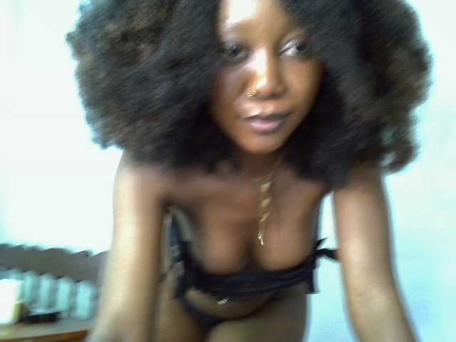 SpicyMackenzie1's BongaCams show and profile