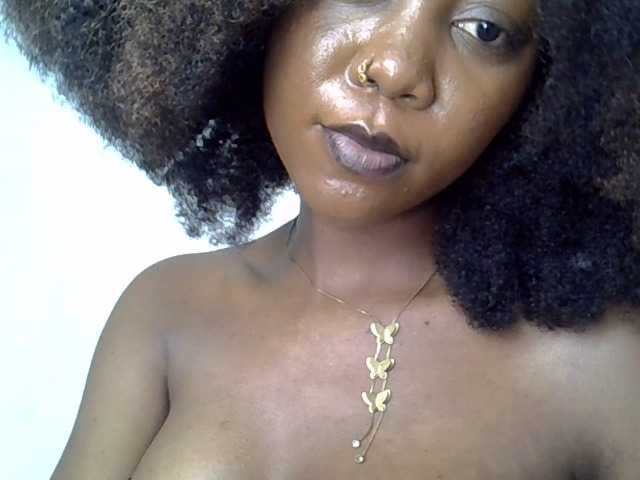 SpicyMackenzie1's BongaCams show and profile