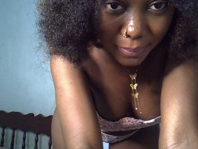 SpicyMackenzie1's BongaCams show and profile