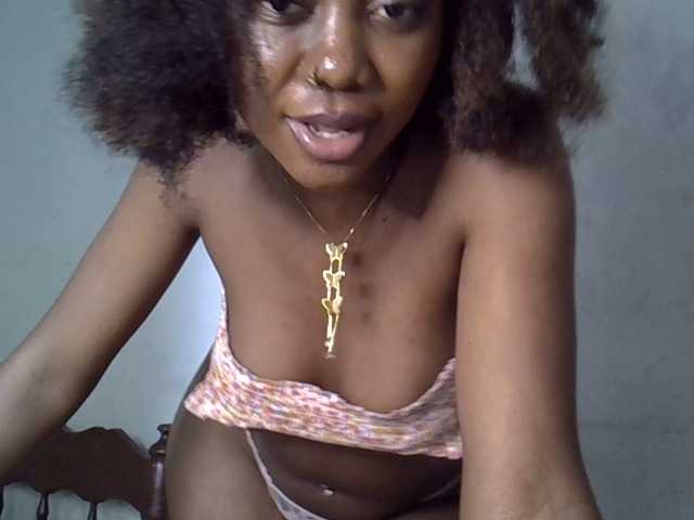 SpicyMackenzie1's BongaCams show and profile