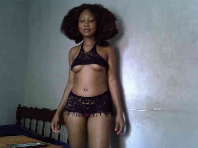 SpicyMackenzie1 webcam