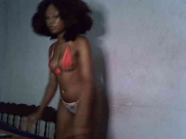 SpicyMackenzie1 webcam