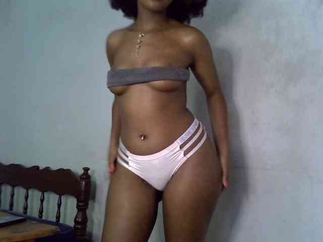 SpicyMackenzie1 webcam