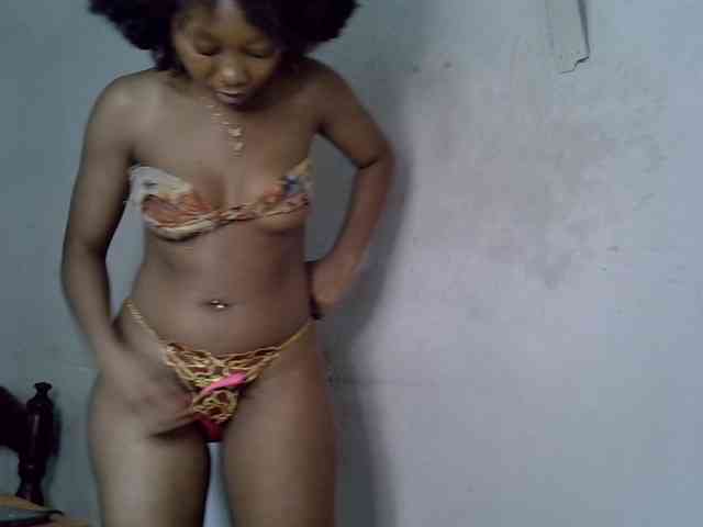 SpicyMackenzie1 webcam