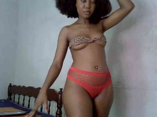 SpicyMackenzie1 webcam