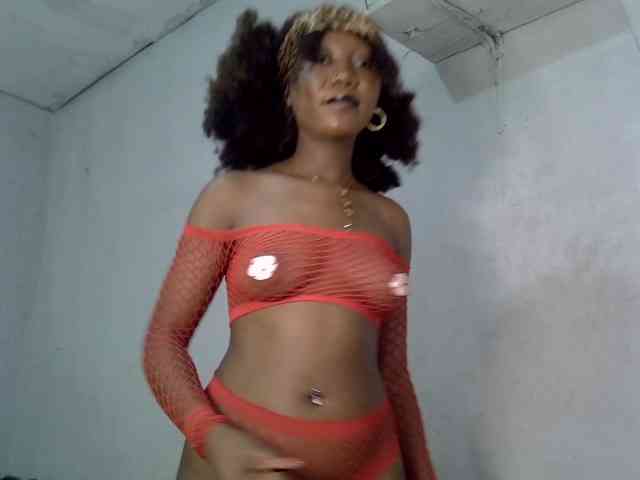 SpicyMackenzie1 webcam