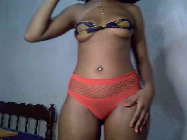 SpicyMackenzie1 webcam