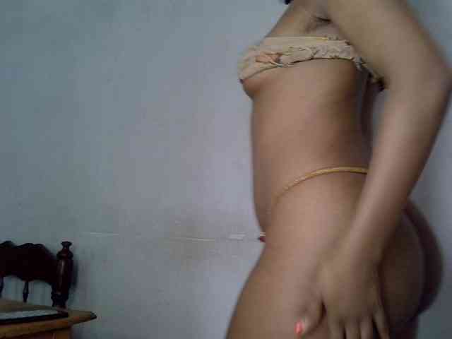 SpicyMackenzie1 webcam