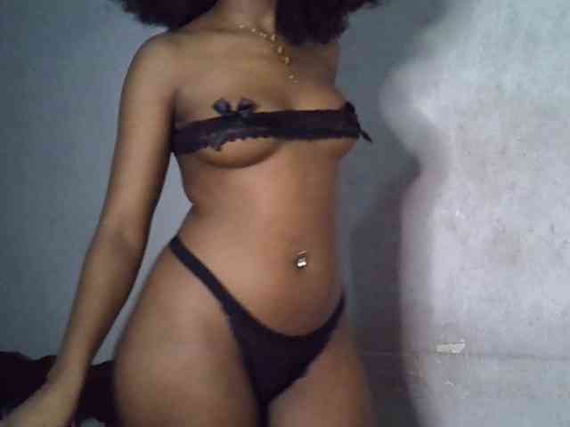 SpicyMackenzie1 webcam