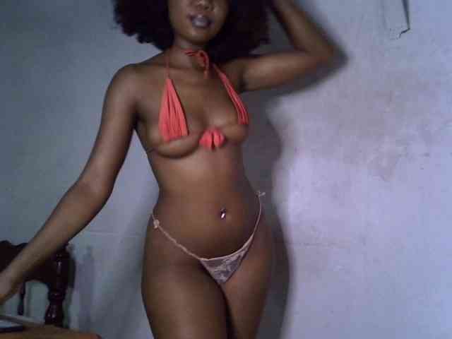 SpicyMackenzie1 webcam