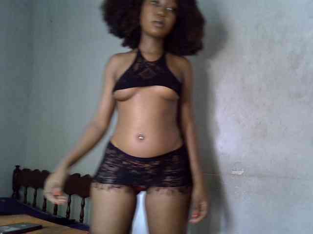 SpicyMackenzie1 webcam