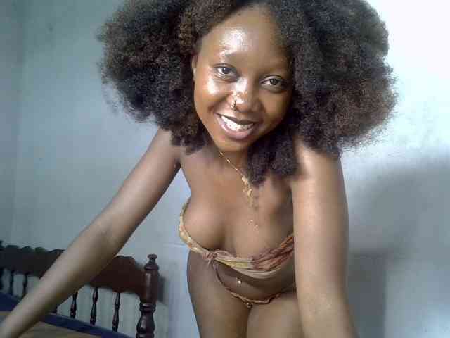 SpicyMackenzie1 webcam