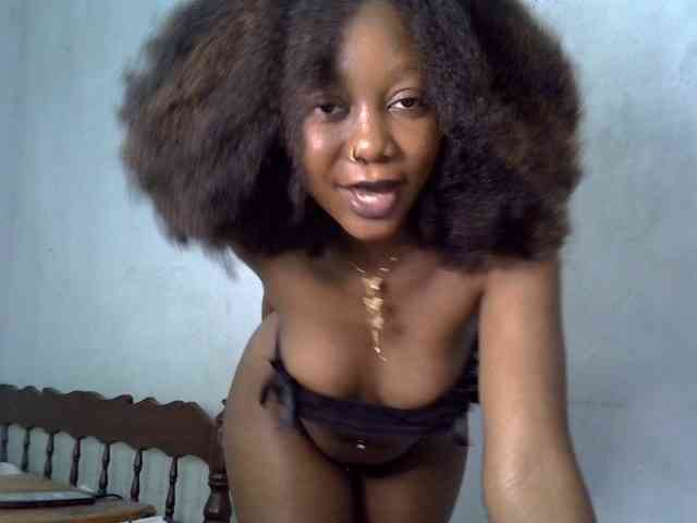 SpicyMackenzie1 webcam