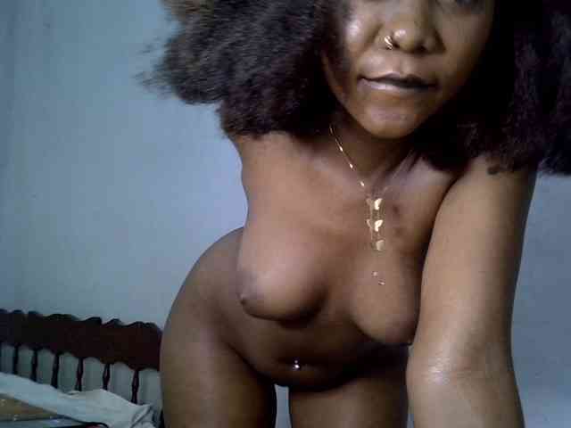 SpicyMackenzie1 webcam