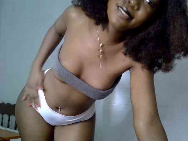 SpicyMackenzie1 webcam