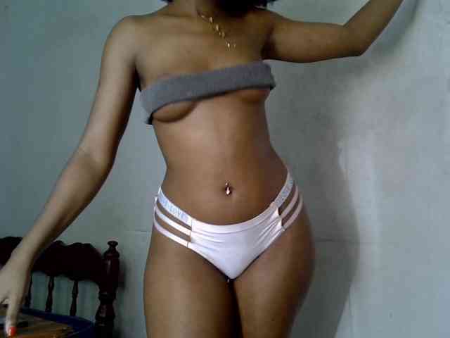 SpicyMackenzie1 webcam