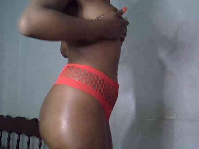 SpicyMackenzie1 webcam