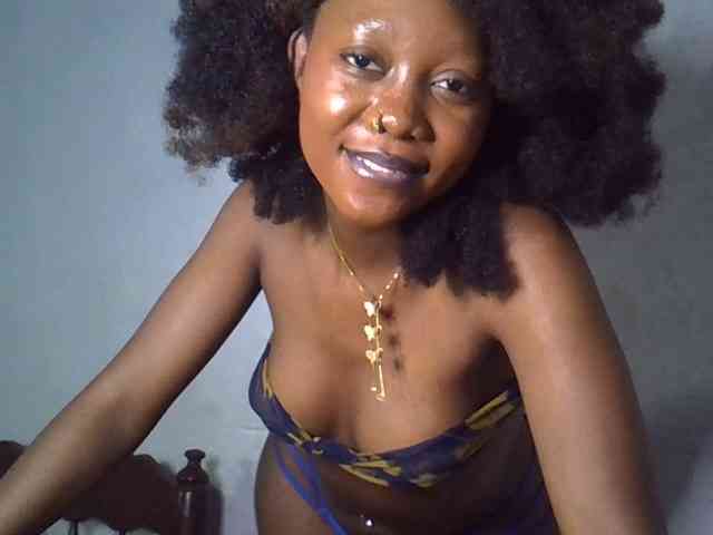 SpicyMackenzie1 webcam