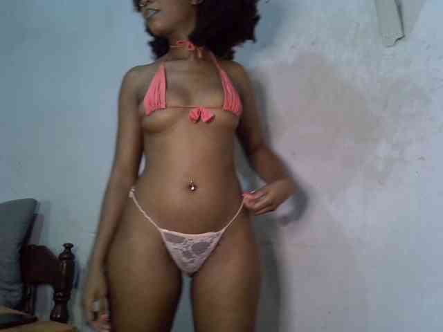 SpicyMackenzie1 webcam