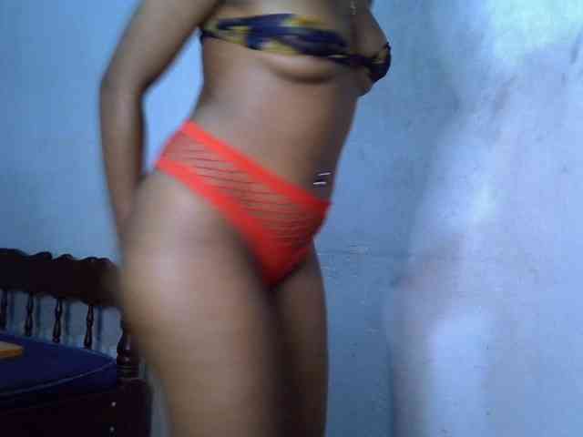 SpicyMackenzie1 webcam