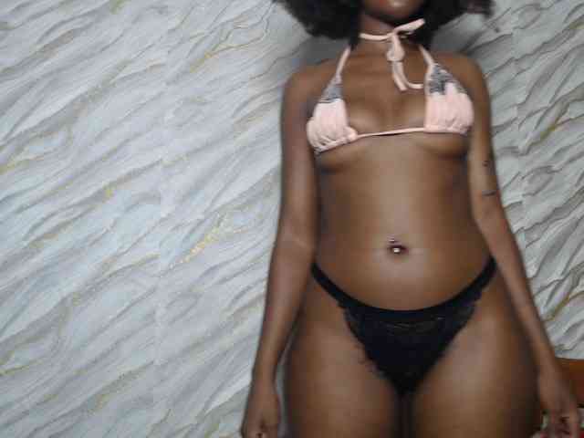 SpicyMackenzie1 webcam