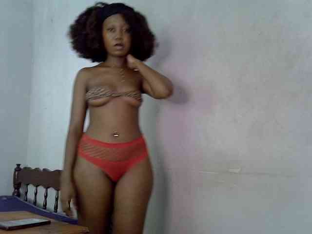 SpicyMackenzie1 webcam