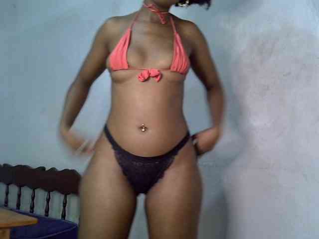 SpicyMackenzie1 webcam