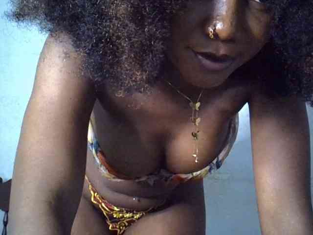 SpicyMackenzie1 webcam