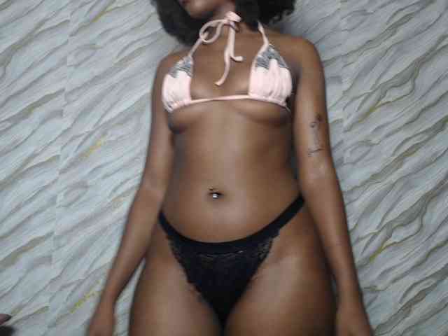SpicyMackenzie1 webcam