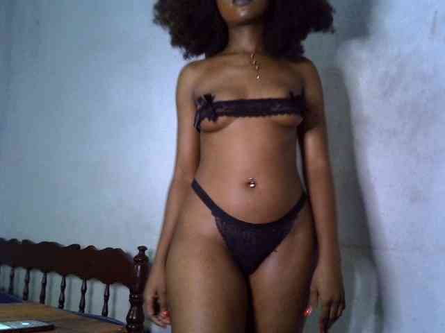 SpicyMackenzie1 webcam