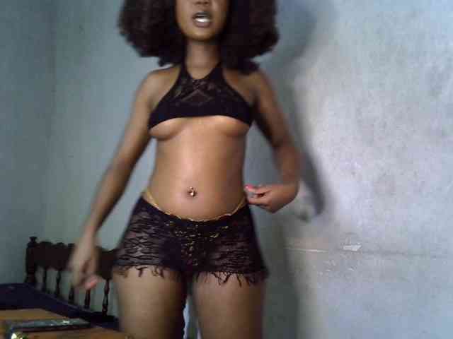 SpicyMackenzie1 webcam