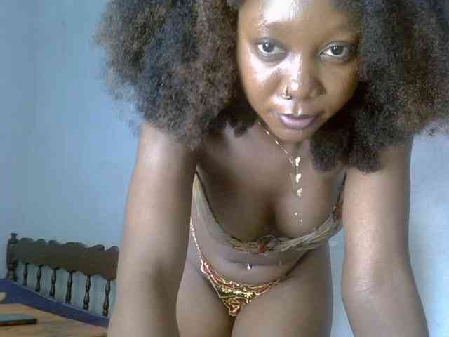 SpicyMackenzie1 webcam