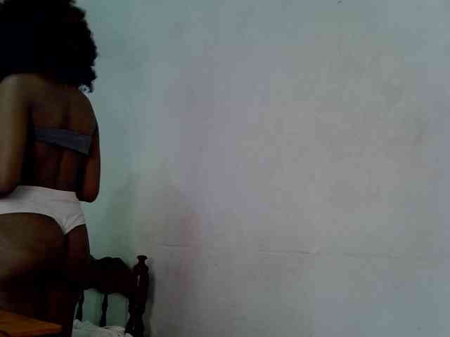 SpicyMackenzie1 webcam