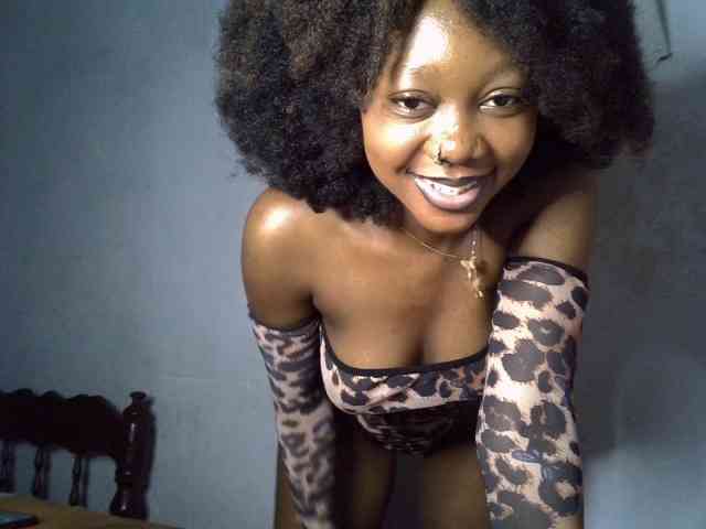 SpicyMackenzie1 webcam