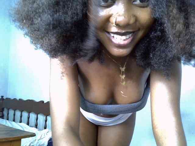 SpicyMackenzie1 webcam