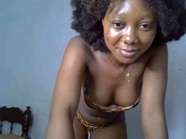 SpicyMackenzie1 webcam