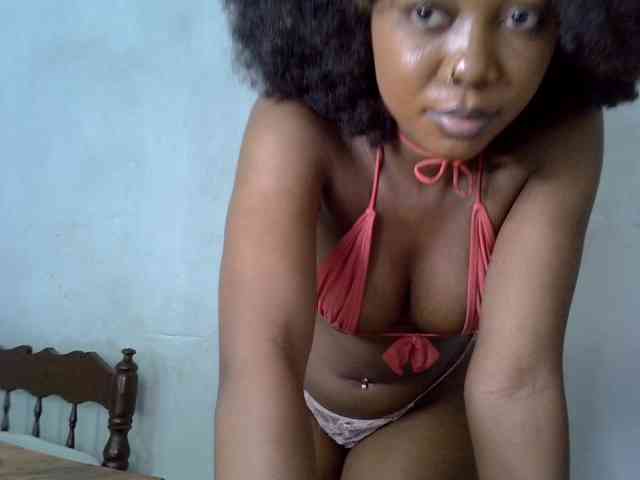 SpicyMackenzie1 webcam