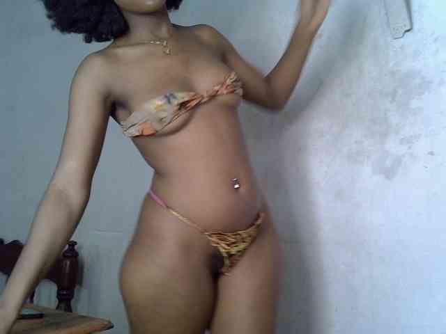 SpicyMackenzie1 webcam