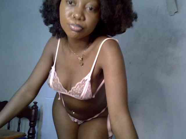 SpicyMackenzie1 webcam
