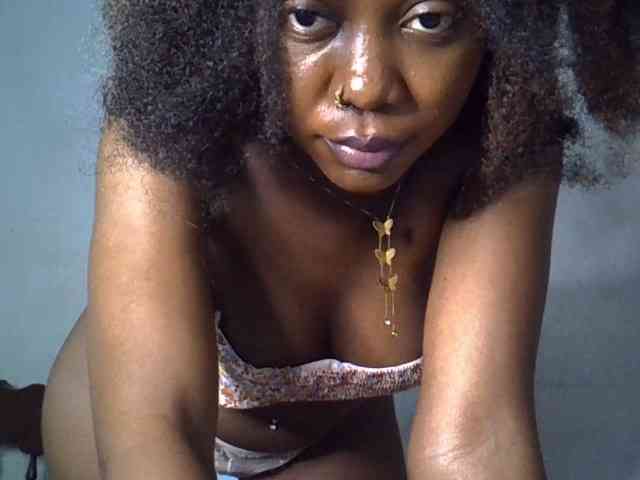 SpicyMackenzie1 webcam