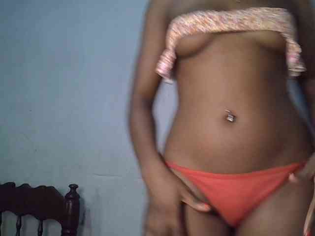 SpicyMackenzie1 webcam